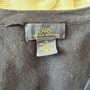 Brooks Brothers Grey V-Neck Merino Wool Sweater with Yellow Tag